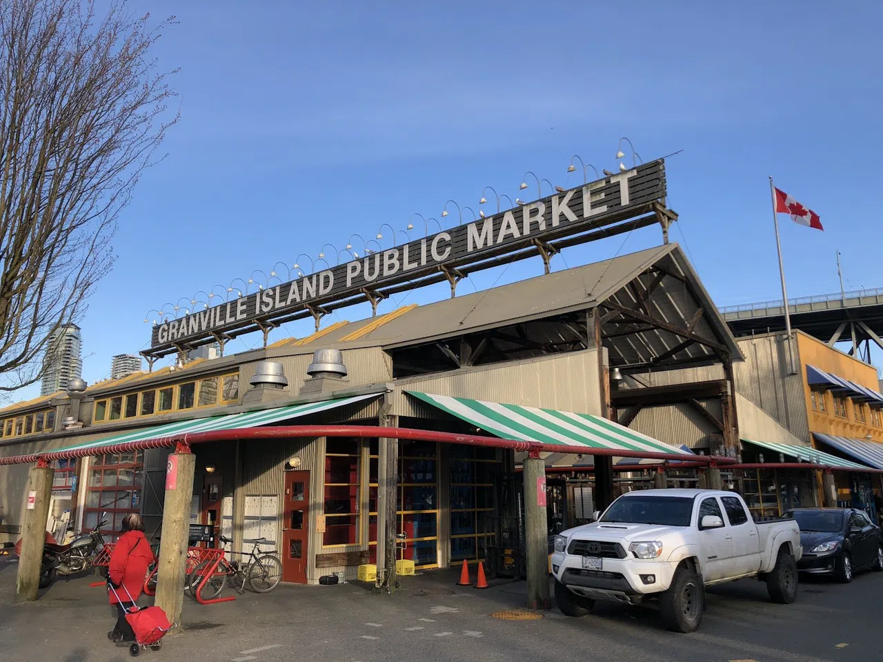 Paraplu-etiquette en zes natte maanden in Vancouver