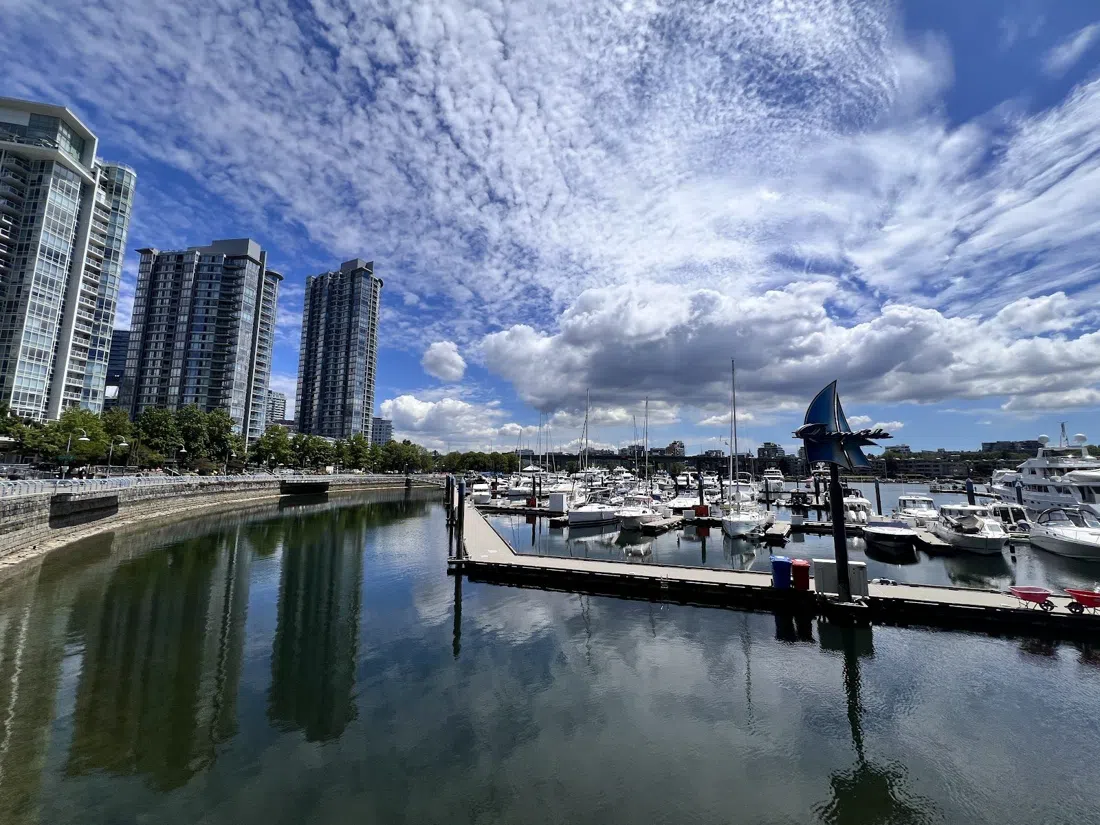 Seaside Greenway (False Creek north seawall), Vancouver