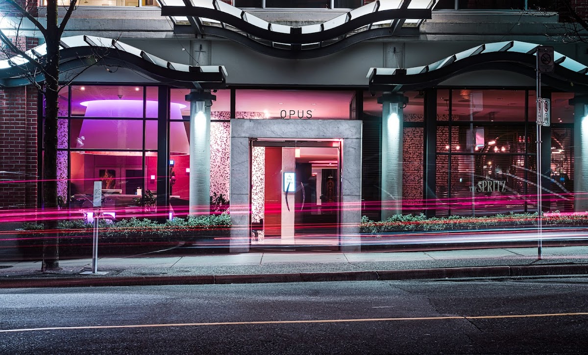 OPUS Hotel, Vancouver