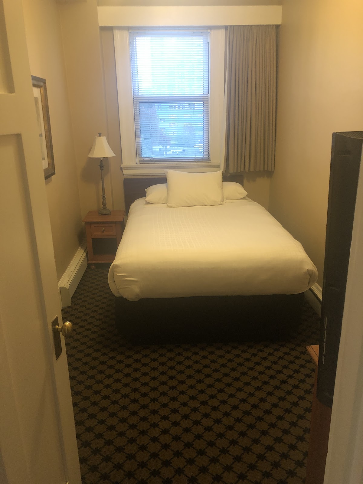 The Sylvia Hotel — photo 4