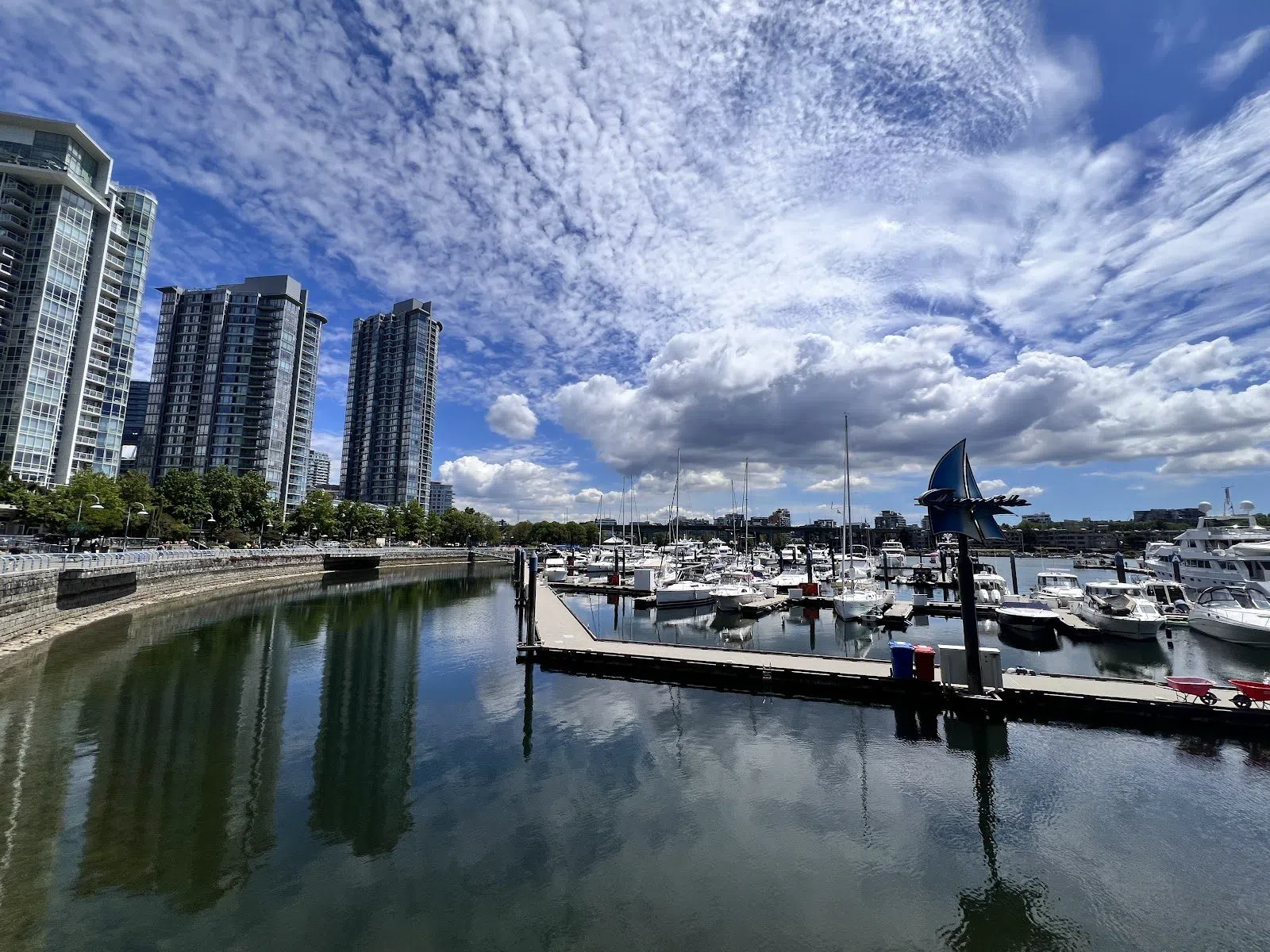 Seaside Greenway (sjømuen på nordsiden av False Creek), Vancouver